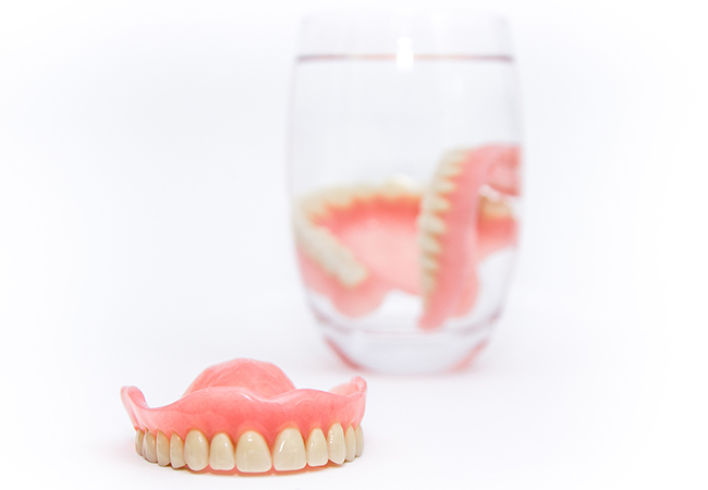 入れ歯（義歯）